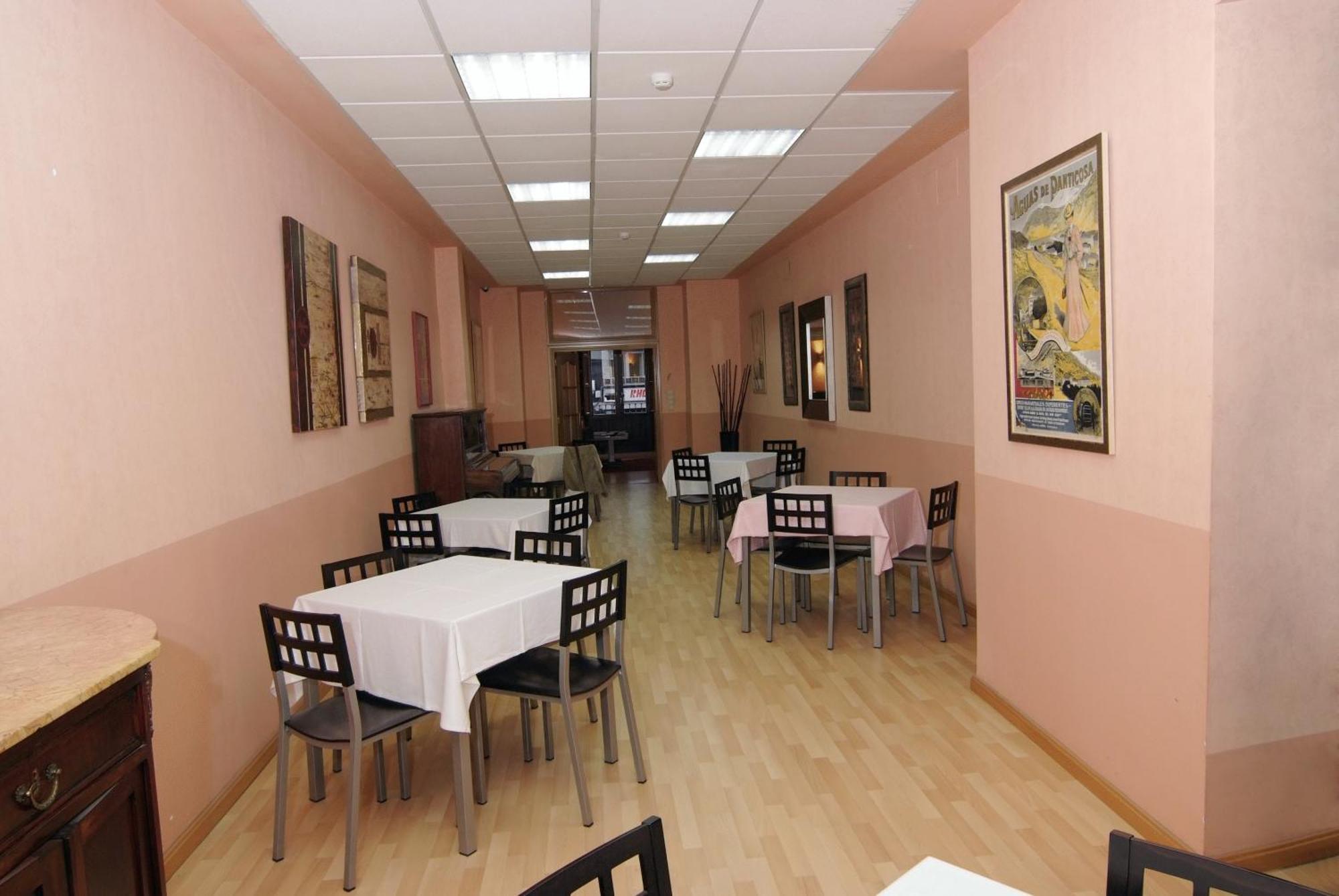 Hostal Cataluna Zaragoza Exterior foto