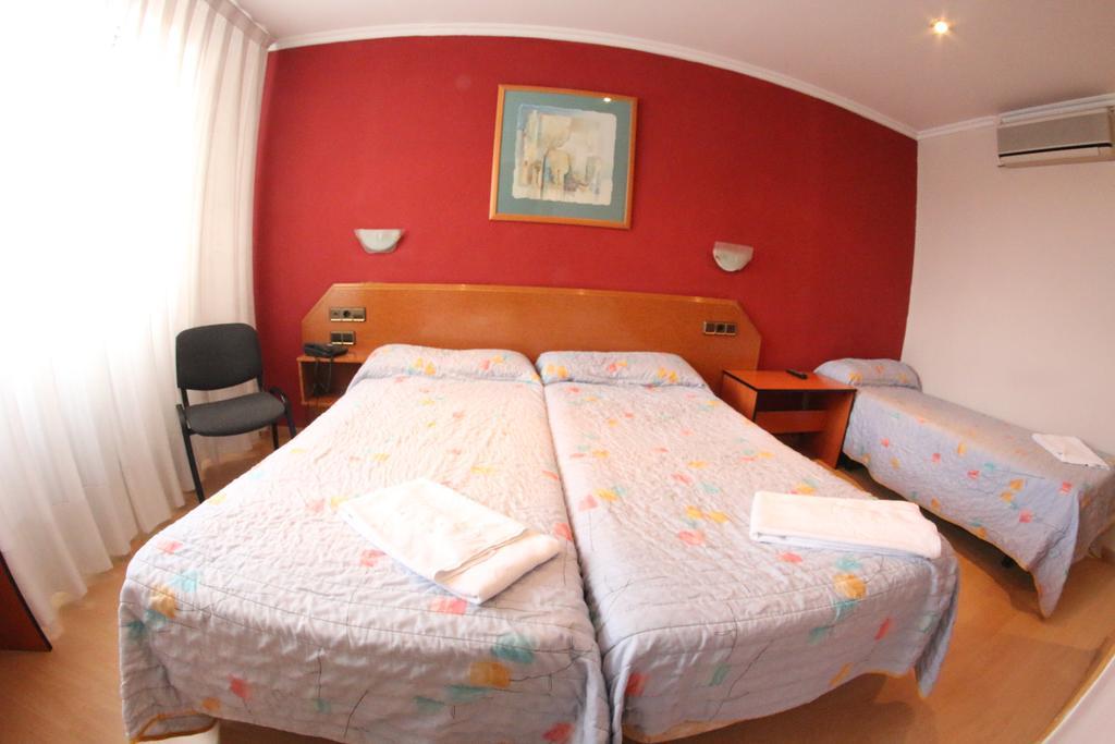 Hostal Cataluna Zaragoza Exterior foto